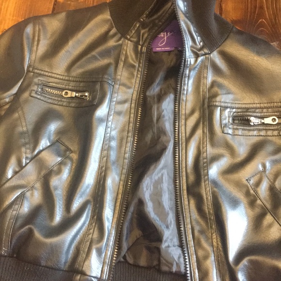 Girls Miley Cyrus Jacket, Size L - Picture 2 of 6